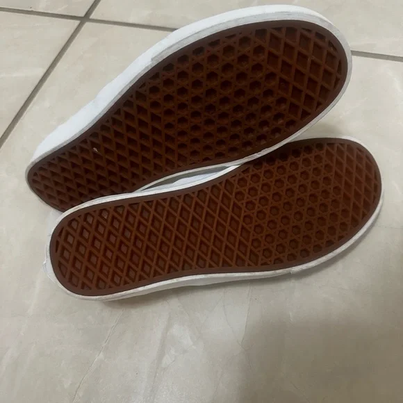 Vans Slip-On Sneakers White Women’s Size 9 - Picture 5 of 5